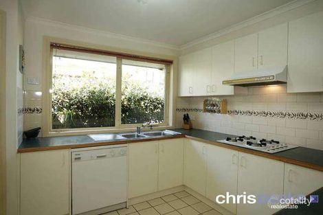 Property photo of 7 Tilba Court Berwick VIC 3806