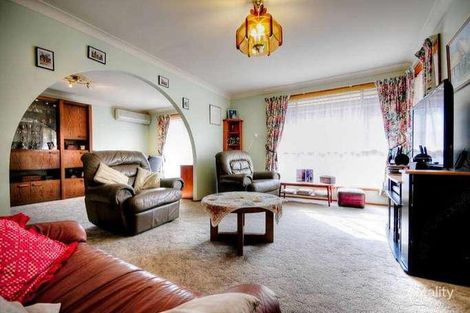 Property photo of 5 Teague Street Girraween NSW 2145