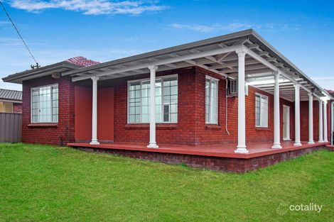 33 First Ave, Hoxton Park, NSW 2171