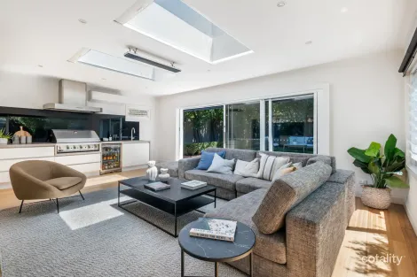 Property photo of 249 Tooronga Road Glen Iris VIC 3146