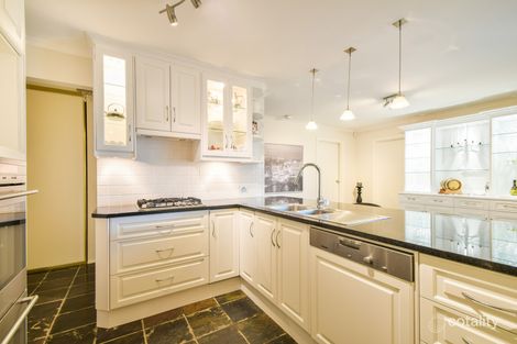 Property photo of 17 Singer Drive Happy Valley SA 5159