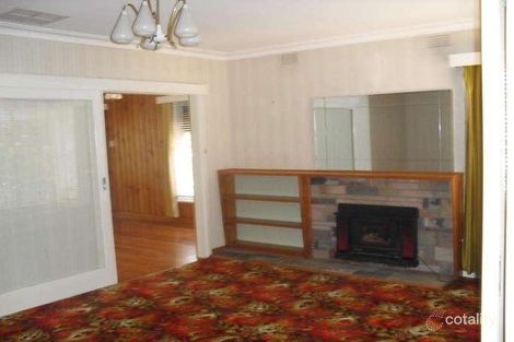 Property photo of 17 Glendowan Road Mount Waverley VIC 3149