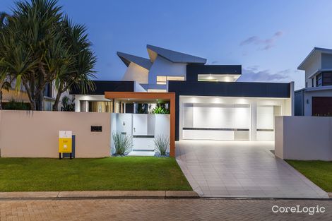 Property photo of 2048 The Circle Hope Island QLD 4212