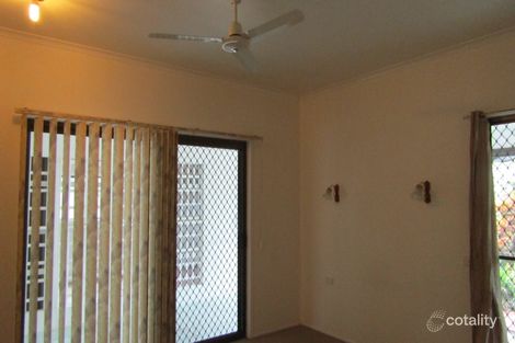 Property photo of 31 Bathurst Street Elliott Heads QLD 4670