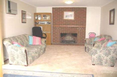 Property photo of 9 Kerry Close Berwick VIC 3806