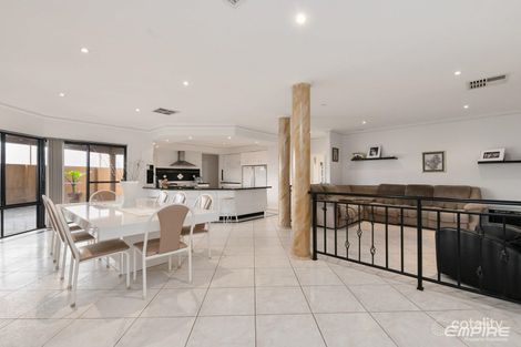 2 Coral Rise, Yangebup, WA 6164