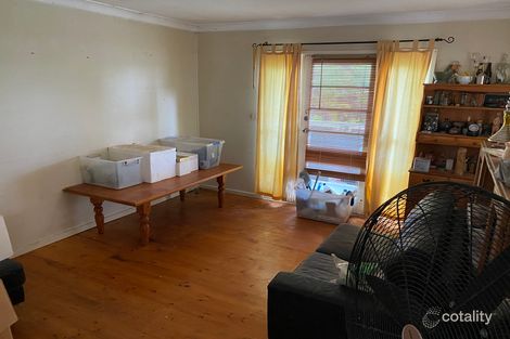 Property photo of 11 Brigalow Street Karabar NSW 2620