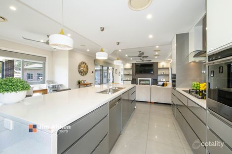 Property photo of 200-203 Linden Crescent Cranebrook NSW 2749