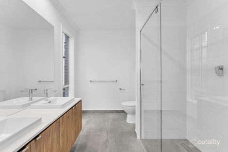 Property photo of 62 Tomaree Road White Rock QLD 4306