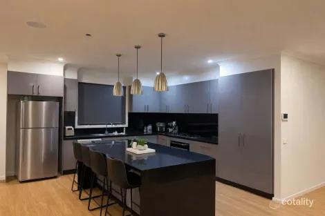 25 Oakgrove Dr, Craigieburn, VIC 3064
