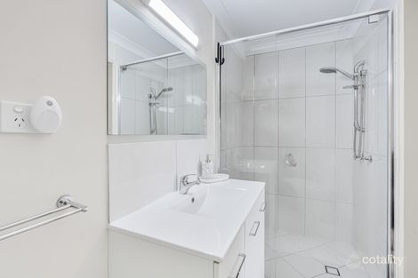 Property photo of 20/33-39 Hooker Boulevard Broadbeach Waters QLD 4218