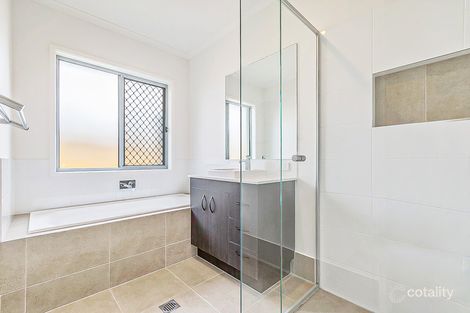 Property photo of 61 Bourke Crescent Nudgee QLD 4014