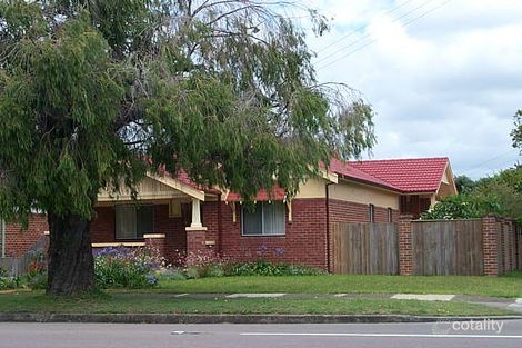 122 Stewart Ave, Hamilton South, NSW 2303