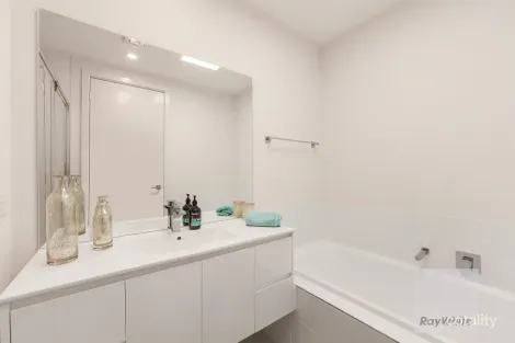 Property photo of 56 Stellar Place Bundoora VIC 3083