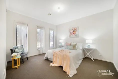 Property photo of 20 Nossal Drive Point Cook VIC 3030