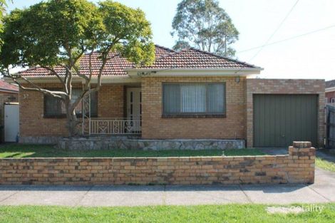 3b Mendip Rd, Reservoir, VIC 3073