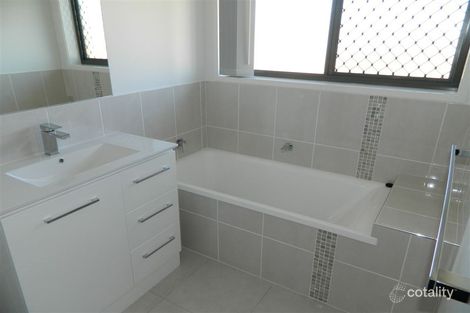Property photo of 20 Louis Way Kawungan QLD 4655