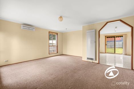 Property photo of 35 Columbia Road Narre Warren VIC 3805
