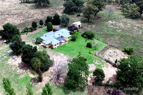 3744 Thunderbolts Way, Yarrowyck, NSW 2358