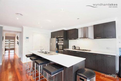 Property photo of 4 Ampelon Street Manor Lakes VIC 3024