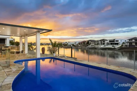 25 Namatjira Ct, Broadbeach Waters, QLD 4218