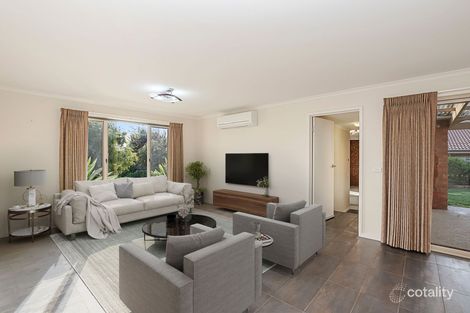 Property photo of 2 Lineda Court Warrnambool VIC 3280
