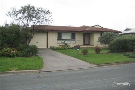 1 Radcliffe Gr, Christie Downs, SA 5164
