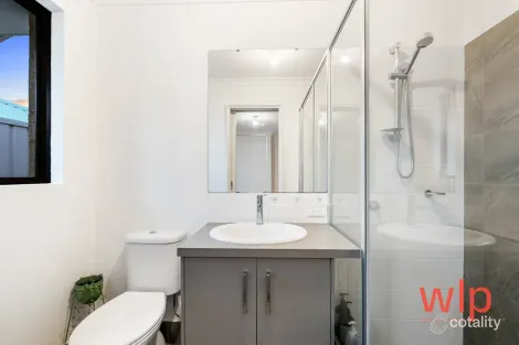 Property photo of 4/9 Offham Way Westminster WA 6061