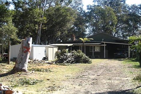 2 Findlay Ave, Chain Valley Bay, NSW 2259