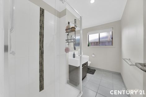 Property photo of 20 Gungurra Grove Wyndham Vale VIC 3024
