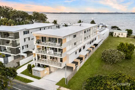 2/11 Colburn Ave, Victoria Point, QLD 4165