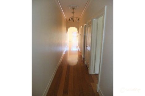 Property photo of 106 Roseberry Street Ascot Vale VIC 3032