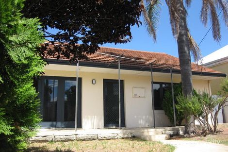 113 Scarborough Beach Rd, Mount Hawthorn, WA 6016