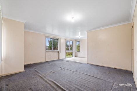 Property photo of 36 Docharty Street Bradbury NSW 2560
