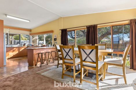 Property photo of 1 Chevron Court Seaford VIC 3198