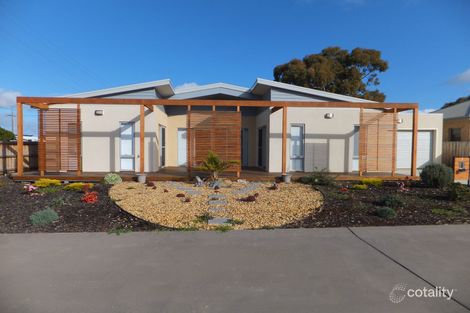 1 Eaton Pl, Paynesville, VIC 3880