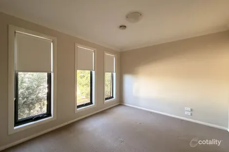 Property photo of 8 Gillespie Drive Weir Views VIC 3338