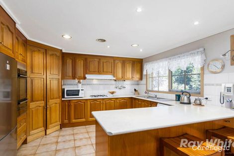 Property photo of 33 Severn Crescent Rowville VIC 3178