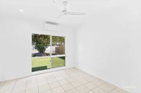 Property photo of 44 Cheviot Street Smithfield QLD 4878