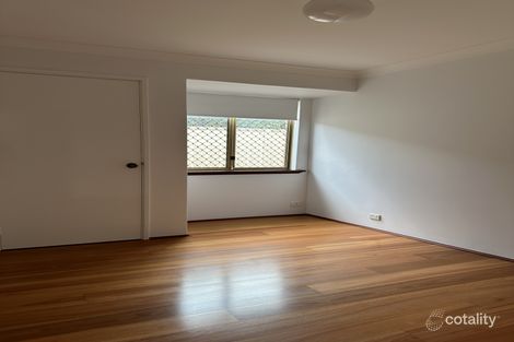Property photo of 11 Burdett Retreat Murdoch WA 6150
