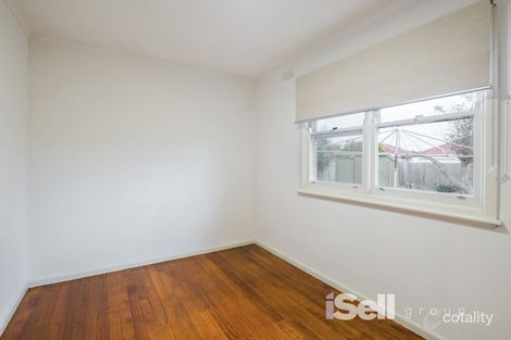 Property photo of 6 Eve Court Springvale VIC 3171