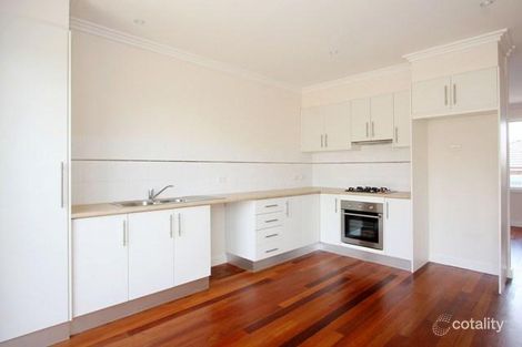 Property photo of 2/117 Rathcown Road Reservoir VIC 3073