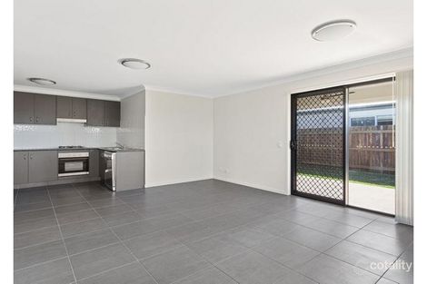Property photo of 2/2 Nash Drive Glenvale QLD 4350
