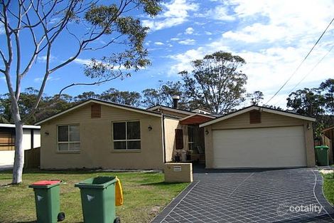 52 John St, Forresters Beach, NSW 2260
