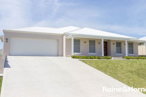 Property photo of 8 Ignatius Place Kelso NSW 2795