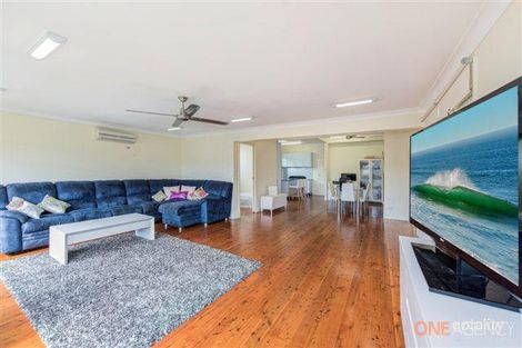 Property photo of 12 Mankilli Street Blacksmiths NSW 2281