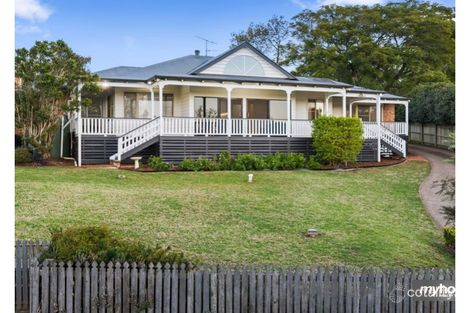 7 Skyline Dr, Blue Mountain Heights, QLD 4350