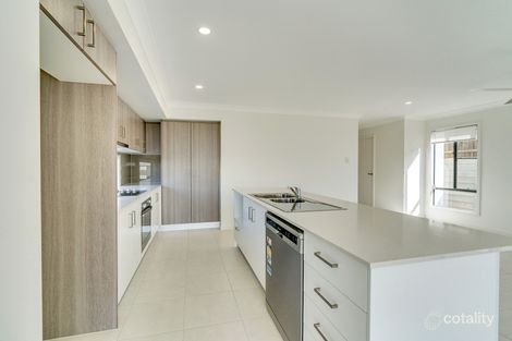 Property photo of 53 Creekwood Circuit Spring Mountain QLD 4300