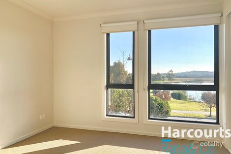 Property photo of 30/8 Moresby Court Craigieburn VIC 3064