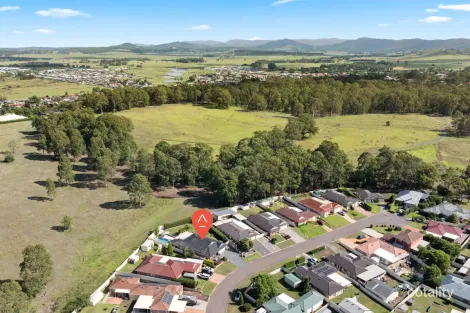 Property photo of 15 Bairds Close Rutherford NSW 2320